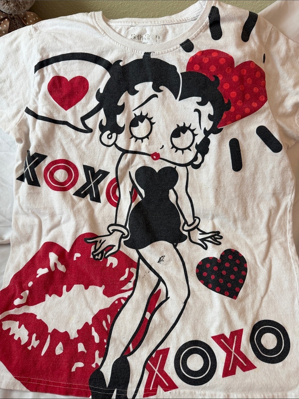 Betty Boop Graphic T Shirt White Red Black XO Hearts Y2K Retro Cartoon